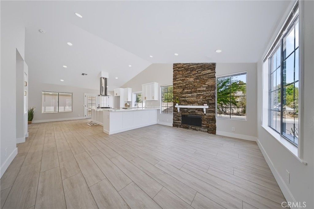 19415 SWEETWOOD Lane, Lake Elsinore, CA 92530 — photo 3