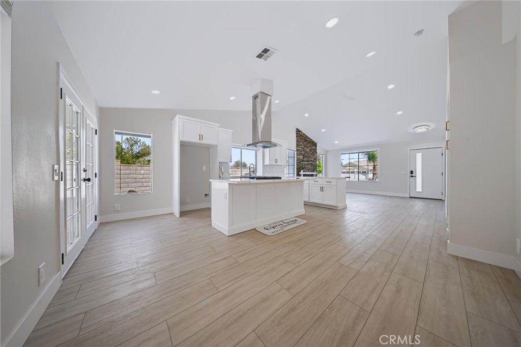 19415 SWEETWOOD Lane, Lake Elsinore, CA 92530 — photo 4
