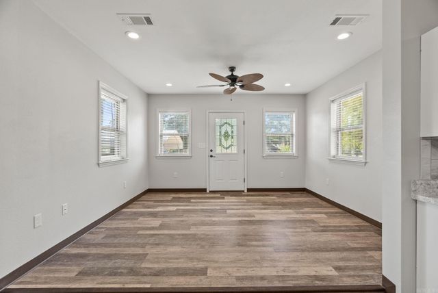 1 Cedar Oaks Dr, Conway, AR 72032