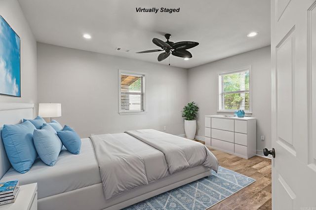 1 Cedar Oaks Dr, Conway, AR 72032