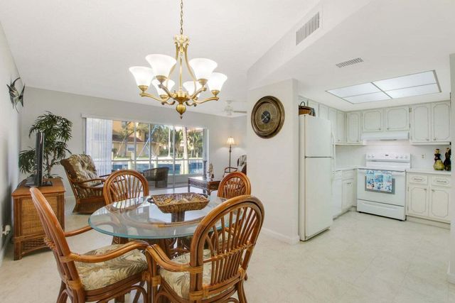 120 Lehane Terrace 109, North Palm Beach, FL 33408