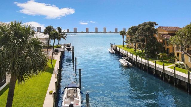 120 Lehane Terrace 109, North Palm Beach, FL 33408