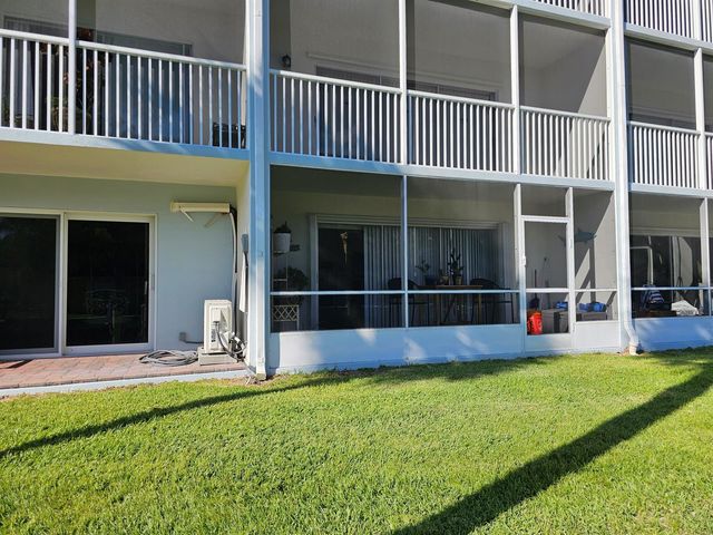 120 Lehane Terrace 109, North Palm Beach, FL 33408
