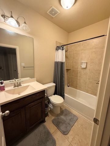 6687 DeLeon Street, Irving, TX 75039