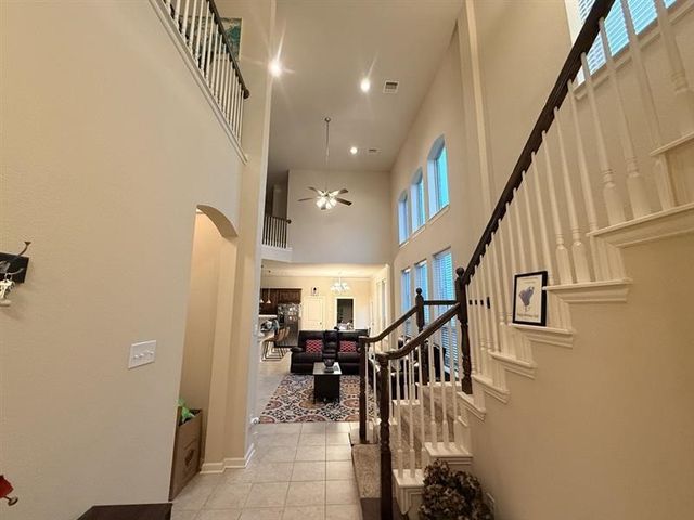 6687 DeLeon Street, Irving, TX 75039