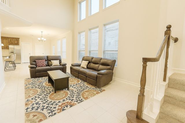 6687 DeLeon Street, Irving, TX 75039