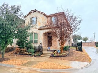 6687 DeLeon Street, Irving, TX 75039