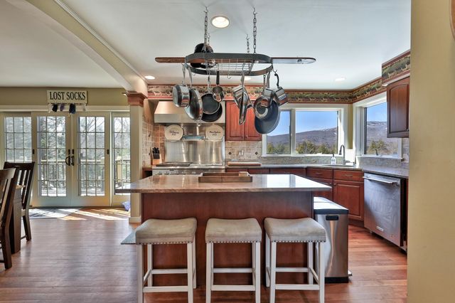 39 Wallis View Lane, Ludlow, VT 05149