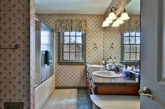 39 Wallis View Lane, Ludlow, VT 05149