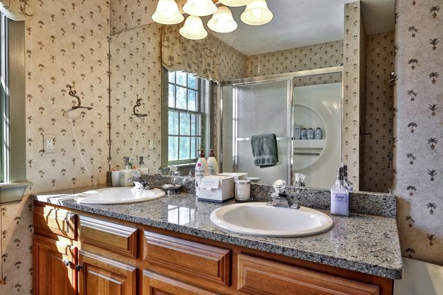 39 Wallis View Lane, Ludlow, VT 05149