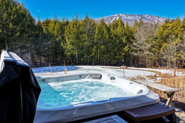 39 Wallis View Lane, Ludlow, VT 05149