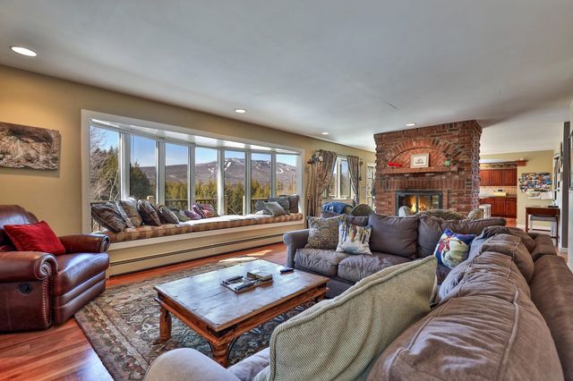 39 Wallis View Lane, Ludlow, VT 05149