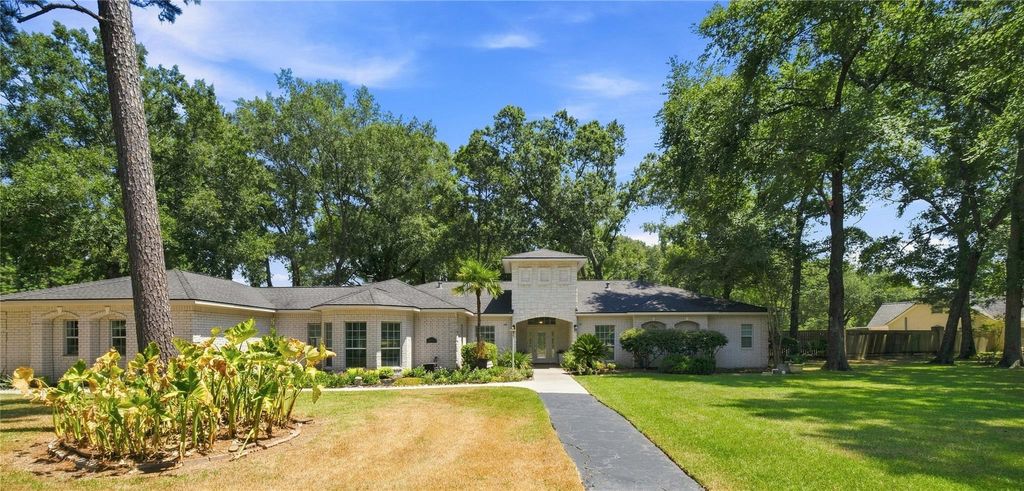 29019 Misty Oaks Drive, Huffman, TX 77336