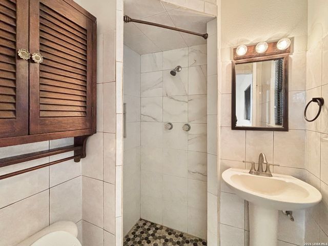 4922 Brockman, San Antonio, TX 78228