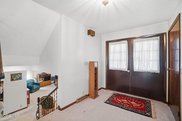 7032 County Road 2, Swanton, OH 43558