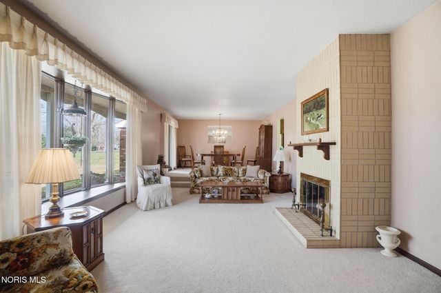 7032 County Road 2, Swanton, OH 43558