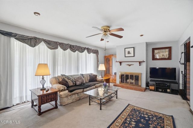 7032 County Road 2, Swanton, OH 43558