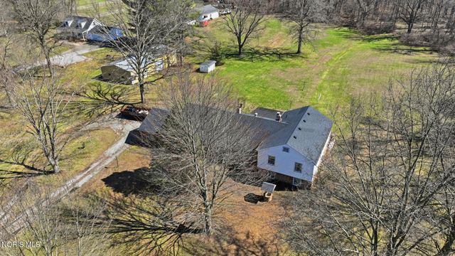 7032 County Road 2, Swanton, OH 43558