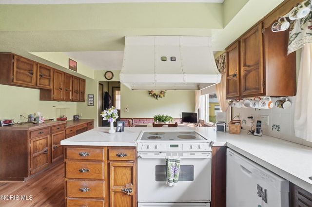 7032 County Road 2, Swanton, OH 43558