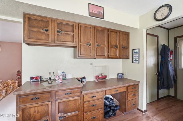 7032 County Road 2, Swanton, OH 43558