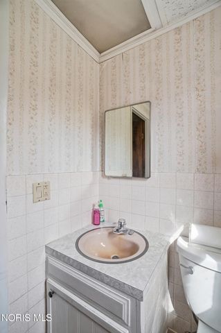 7032 County Road 2, Swanton, OH 43558