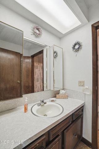 7032 County Road 2, Swanton, OH 43558