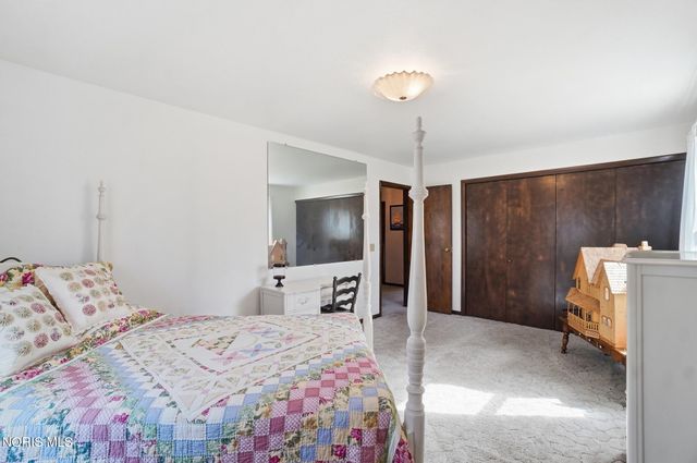 7032 County Road 2, Swanton, OH 43558