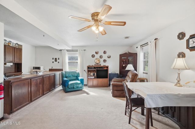 7032 County Road 2, Swanton, OH 43558