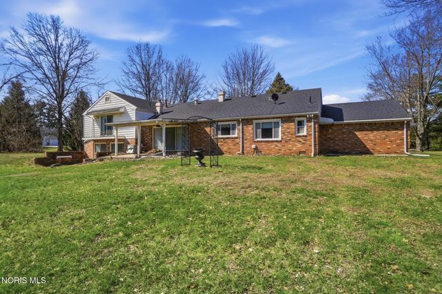 7032 County Road 2, Swanton, OH 43558