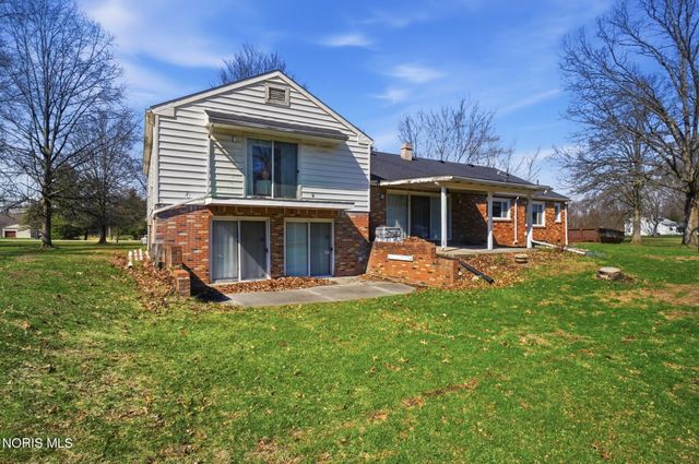 7032 County Road 2, Swanton, OH 43558