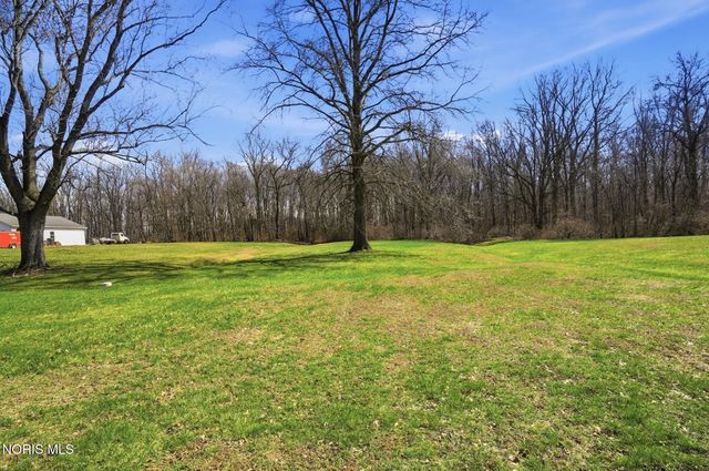 7032 County Road 2, Swanton, OH 43558