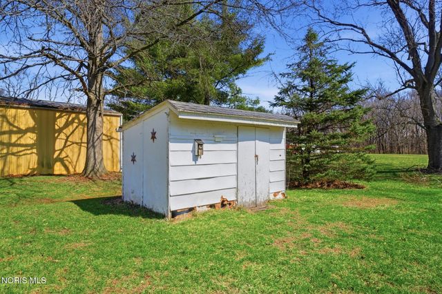 7032 County Road 2, Swanton, OH 43558