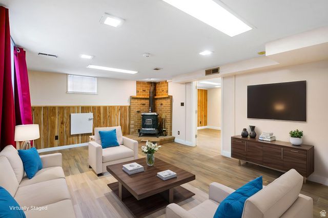 6884 S BELLA VISTA DR, Cottonwood Heights, UT 84121