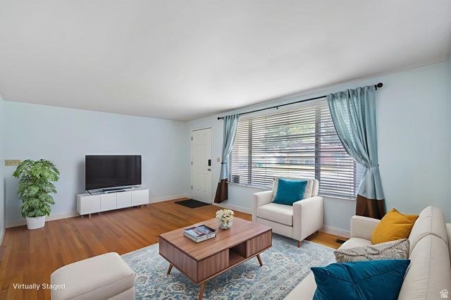 6884 S BELLA VISTA DR, Cottonwood Heights, UT 84121