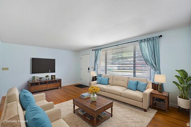 6884 S BELLA VISTA DR, Cottonwood Heights, UT 84121