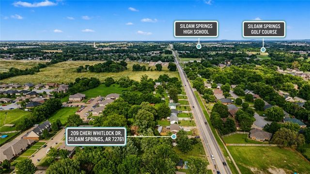 209 Cheri Whitlock Drive, Siloam Springs, AR 72761
