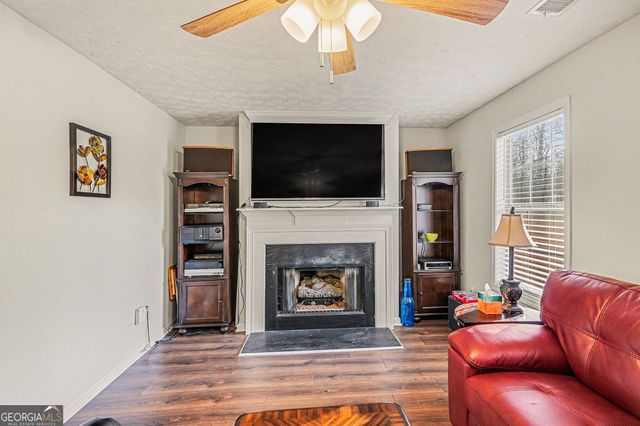 12203 Crestwood Court, Fayetteville, GA 30215