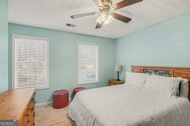 12203 Crestwood Court, Fayetteville, GA 30215