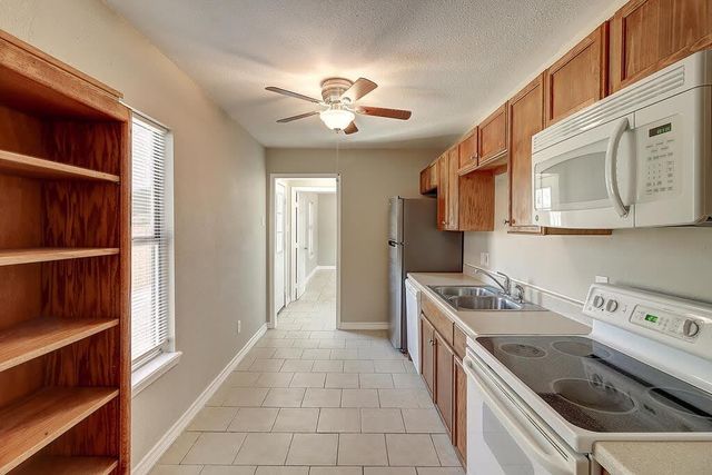 4946 Monitor St, Corpus Christi, TX 78415