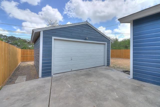 4946 Monitor St, Corpus Christi, TX 78415