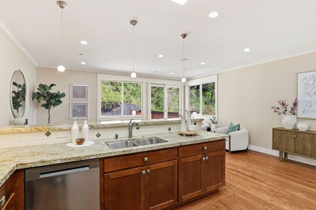 1242 Aspen Drive, Pacifica, CA 94044