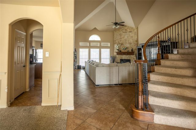 4816 Tuscany Lane, Grand Prairie, TX 75052