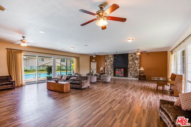 3500 W Manchester Boulevard 281, Inglewood, CA 90305