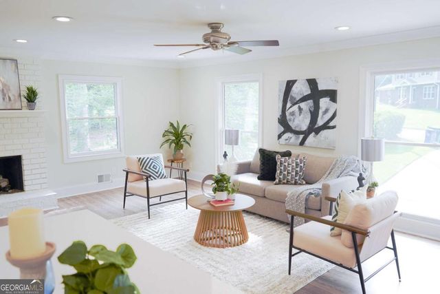 1572 Darwen Lane, Tucker, GA 30084