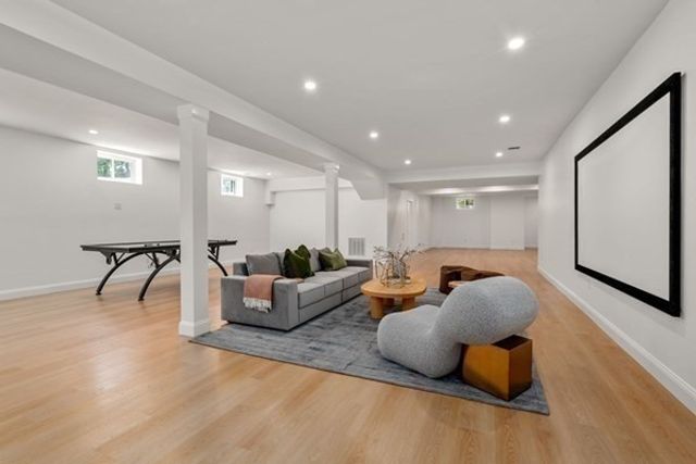 1 Cole Road, Wayland, MA 01778