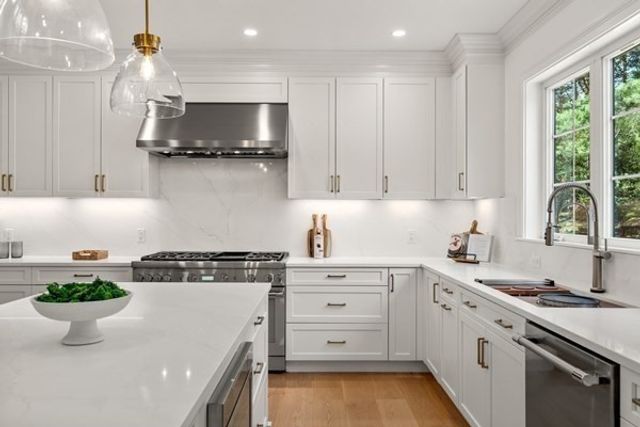 1 Cole Road, Wayland, MA 01778