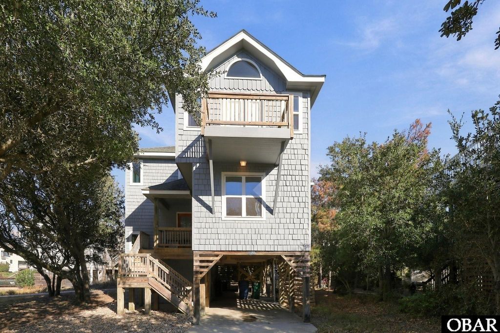 Image 1 of property listing at 1155 Franklyn Street, Corolla, NC 27927