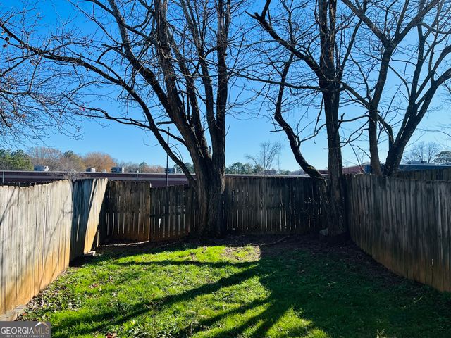 1522 Paces Ferry North Drive, Smyrna, GA 30080