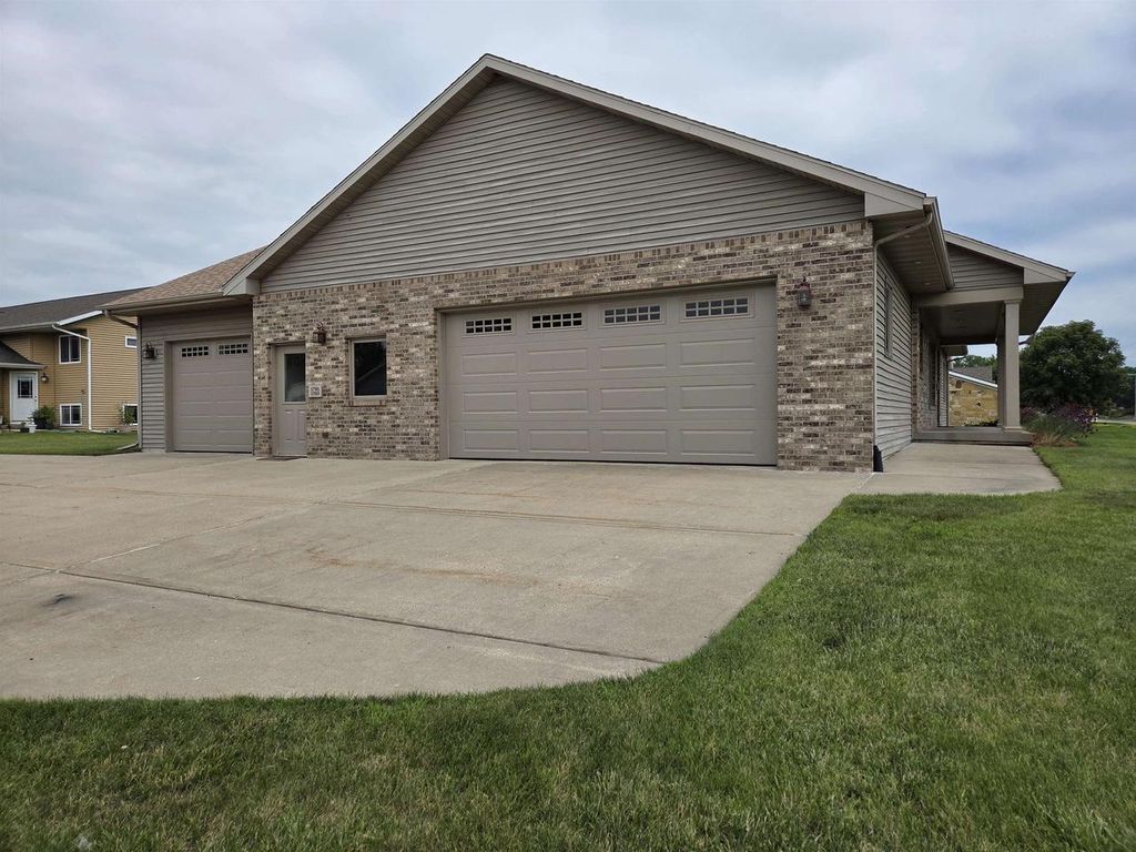 1701 Bates Street, Sauk City, WI 53583