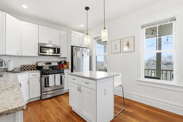 50 Rosemont St 3, Boston, MA 02122